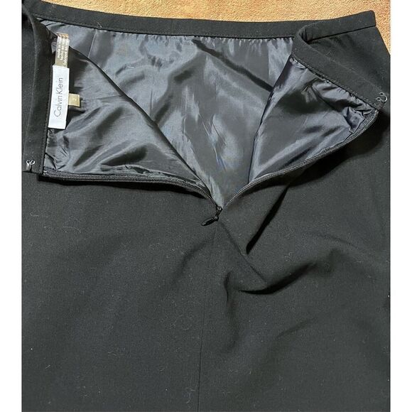 Vintage Calvin Klein Women’s 2 Pencil Skirt with Back Slit Size 2 Black Lined - Picture 4 of 8